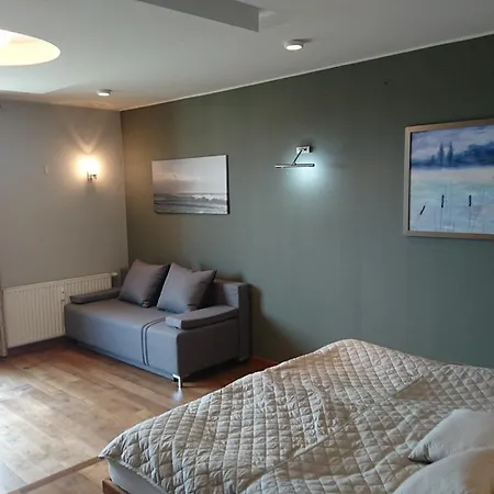 Aquatic Happy Hours Apartment *